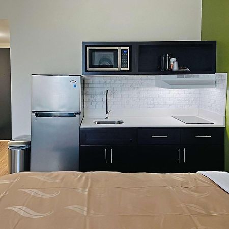 Quality Inn & Suites Lake Charles South Dış mekan fotoğraf
