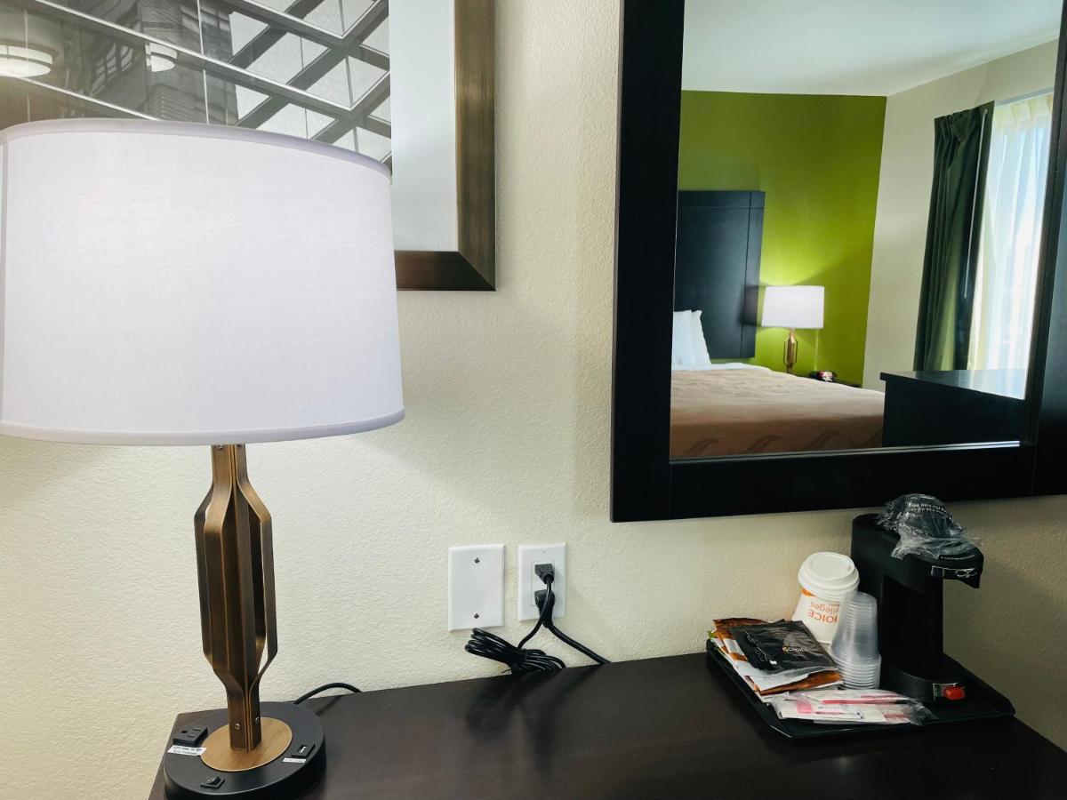Quality Inn & Suites Lake Charles South Dış mekan fotoğraf