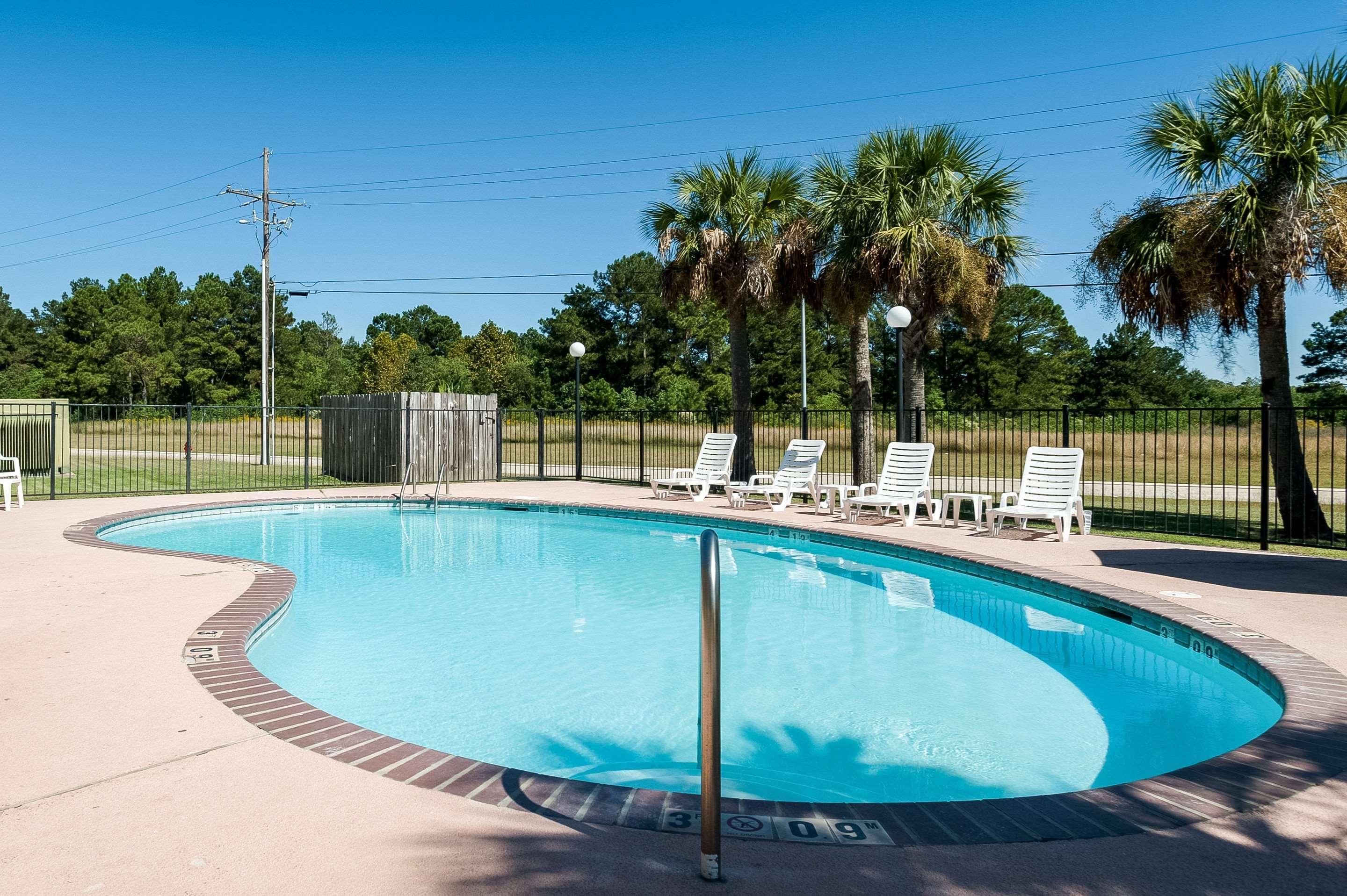 Quality Inn & Suites Lake Charles South Dış mekan fotoğraf