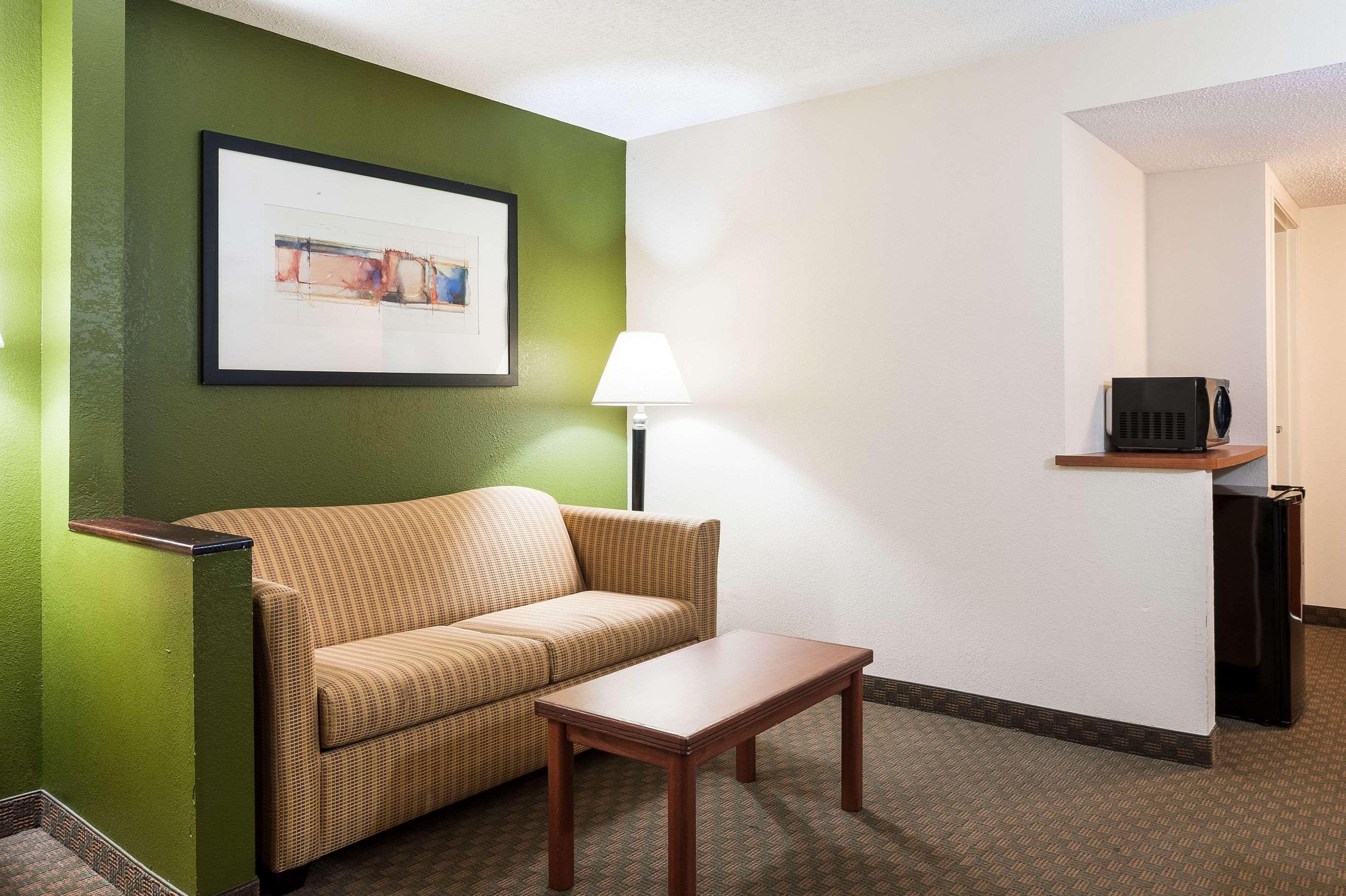 Quality Inn & Suites Lake Charles South Dış mekan fotoğraf
