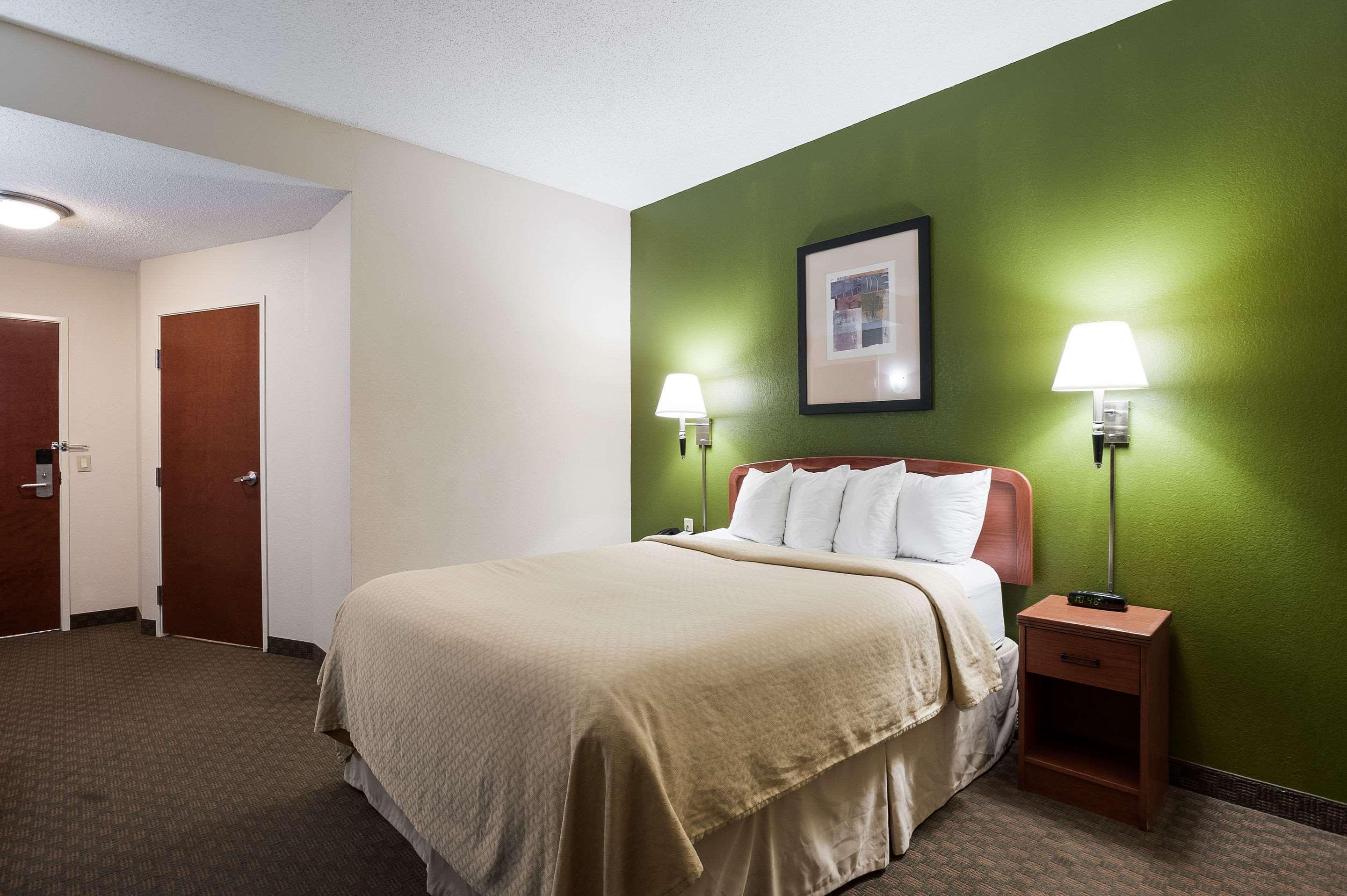 Quality Inn & Suites Lake Charles South Dış mekan fotoğraf
