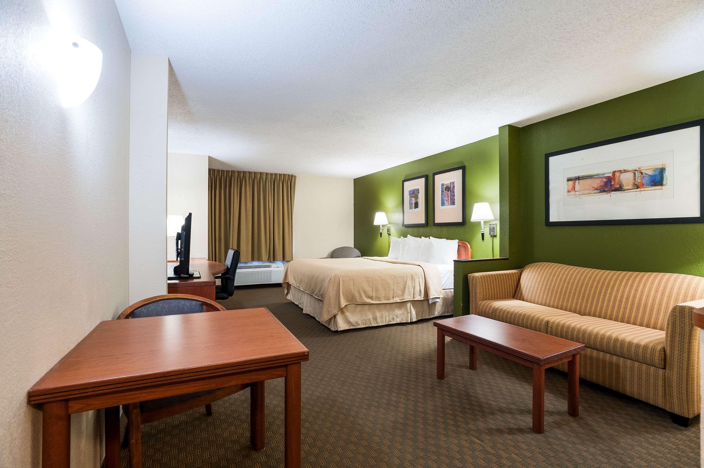 Quality Inn & Suites Lake Charles South Dış mekan fotoğraf