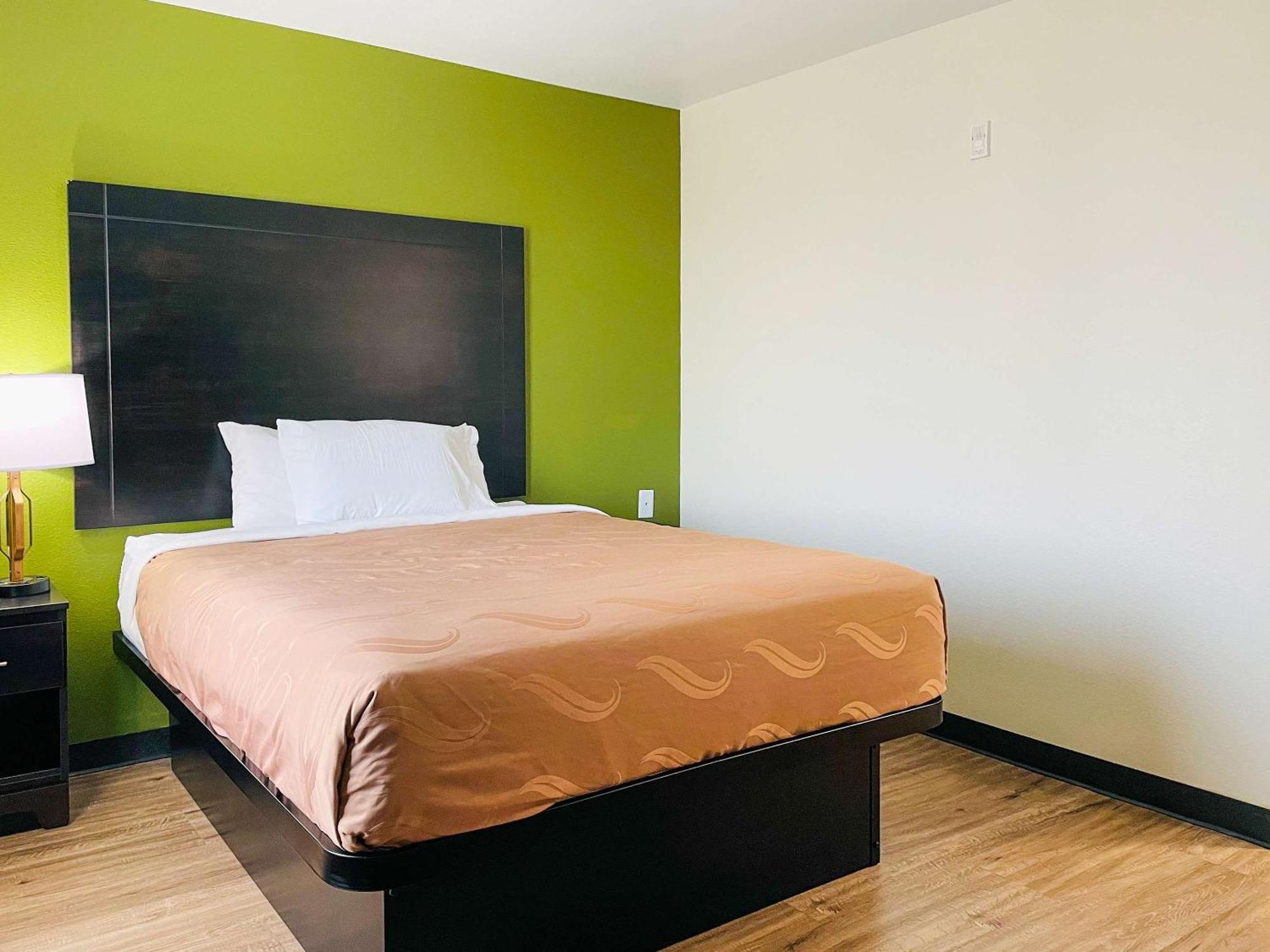 Quality Inn & Suites Lake Charles South Dış mekan fotoğraf