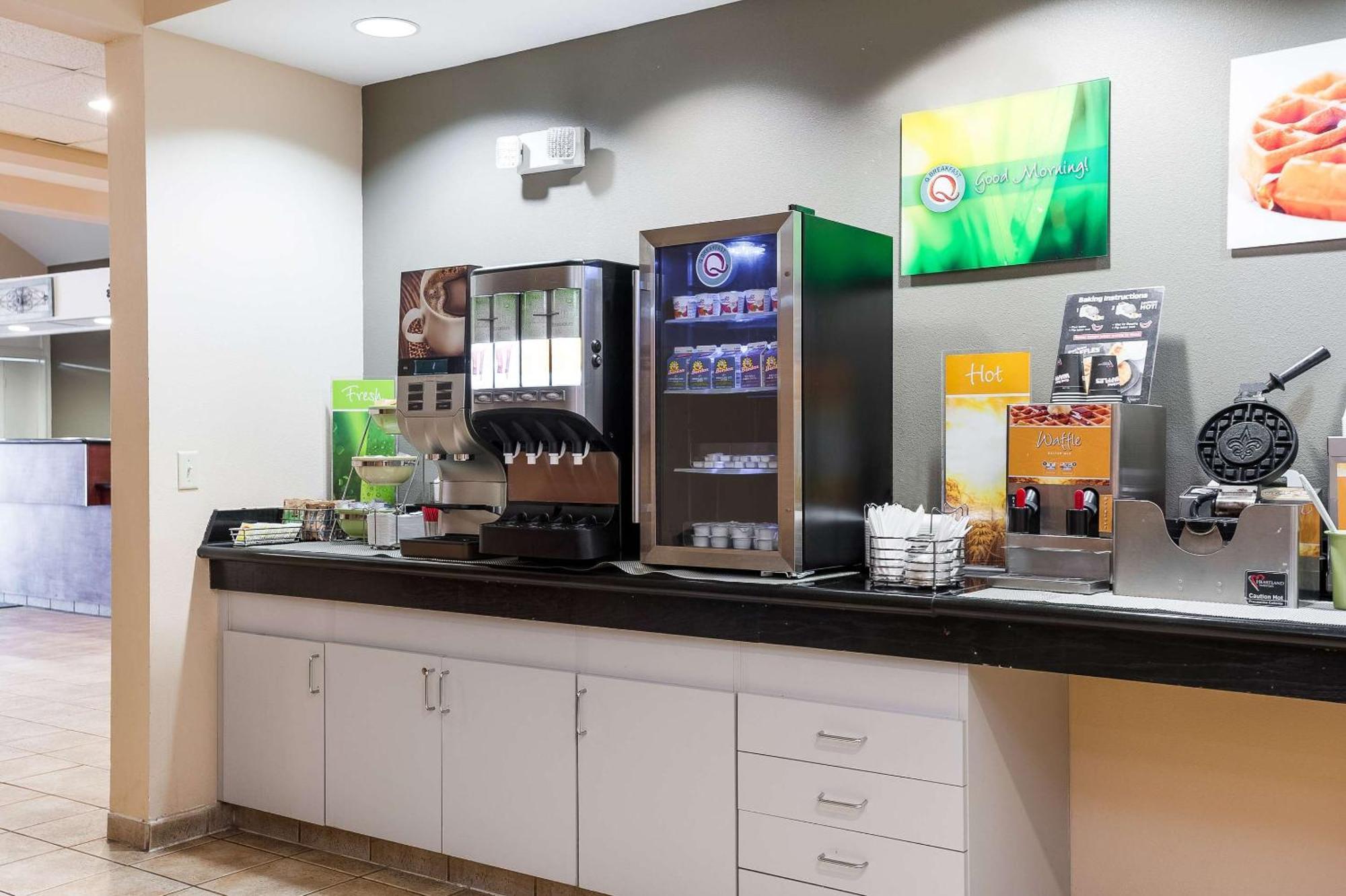 Quality Inn & Suites Lake Charles South Dış mekan fotoğraf