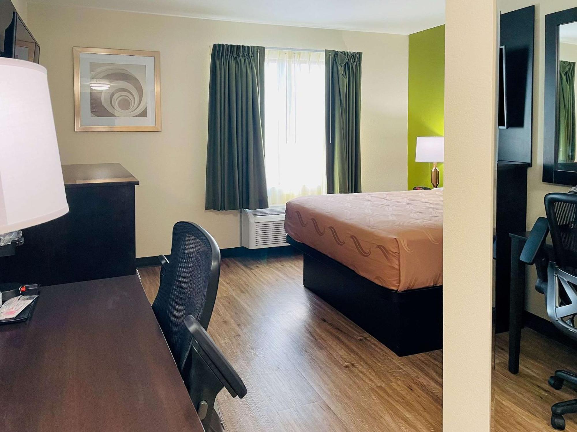 Quality Inn & Suites Lake Charles South Dış mekan fotoğraf