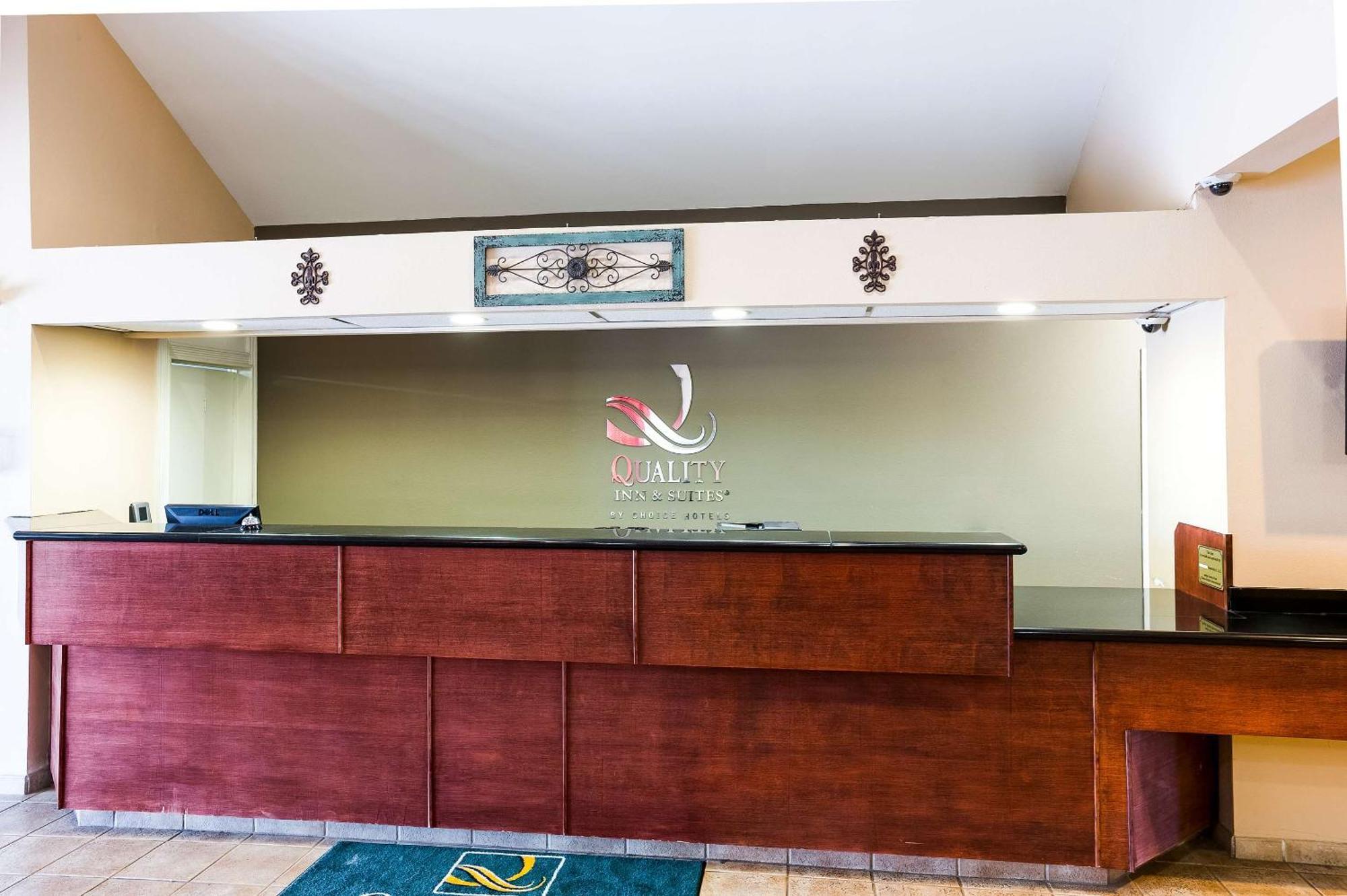 Quality Inn & Suites Lake Charles South Dış mekan fotoğraf